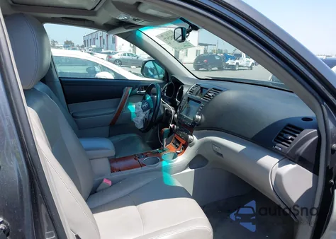 2009 Toyota Highlander Limited z USA, uszkodzony, nr VIN JTEES42AX92136842